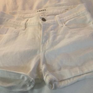 Frame ale Cutioff White Jean Shorts